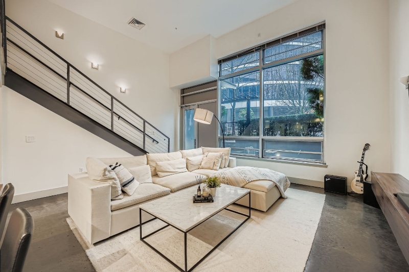 Building Photo - 3104 Western Ave