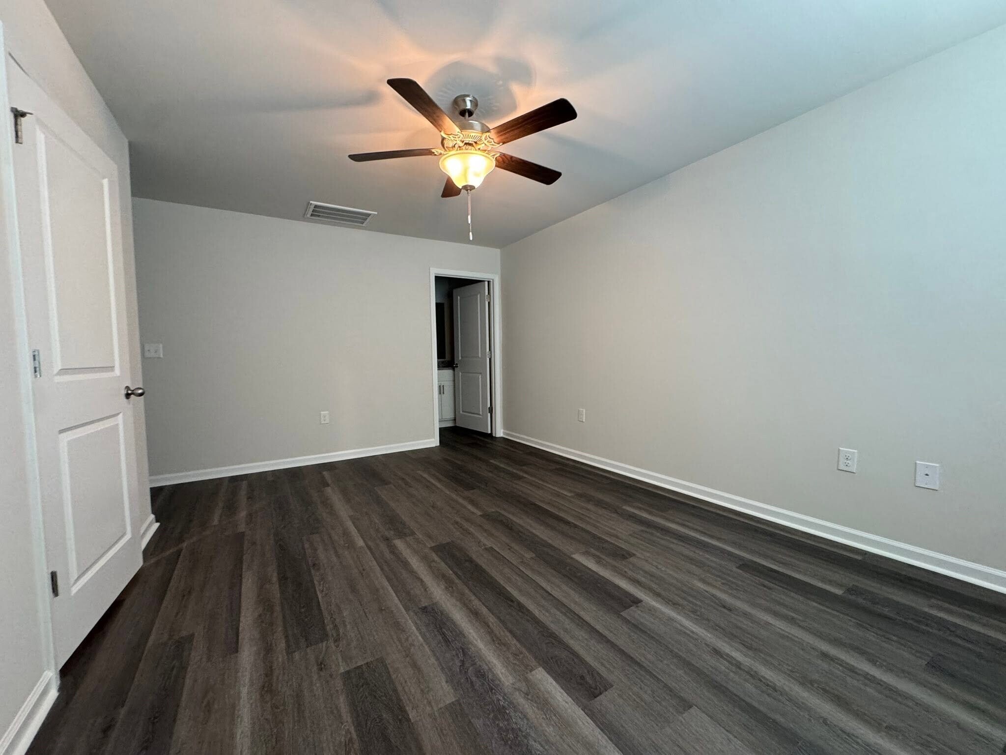 Building Photo - 128 Harvest Gold Dr