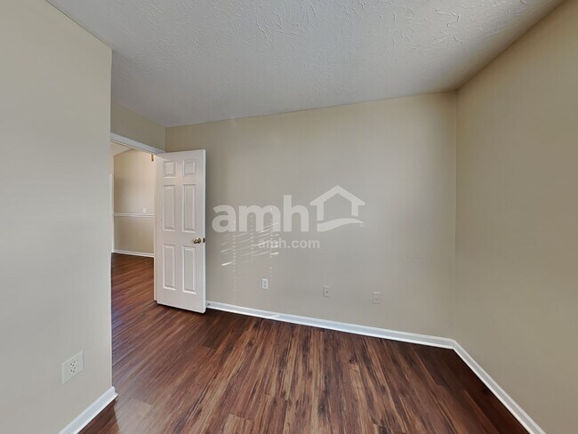 Building Photo - 1567 Wildbrook Ct