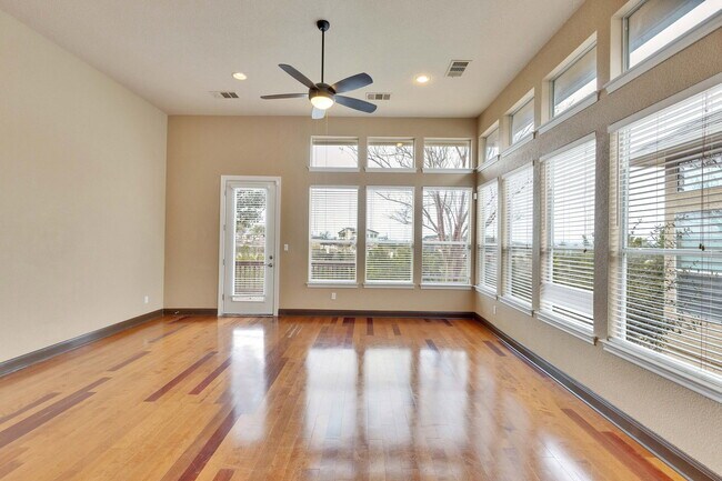 Building Photo - 109 Aria Rdg