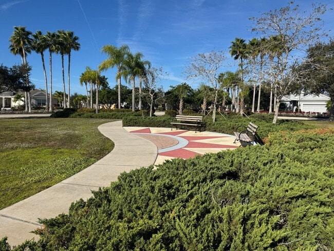 Building Photo - Annual Unfurnished Rental