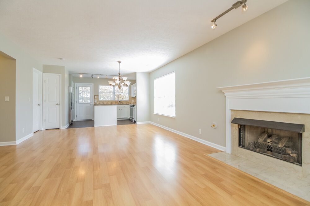 Building Photo - 2300 Crescent Valley Pl