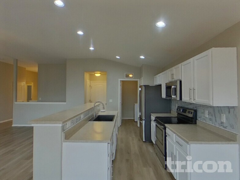 Building Photo - 4653 Brylie Way
