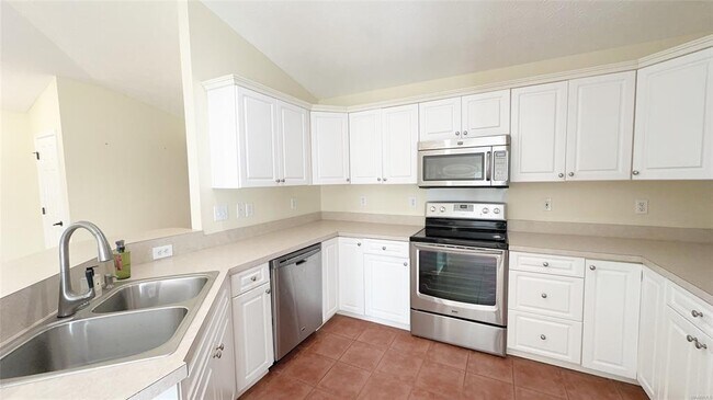 Building Photo - 9560 Colleton Pl