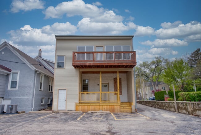 Building Photo - 418 Ridge Rd