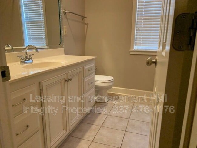 Building Photo - 209 Bentgrass Dr