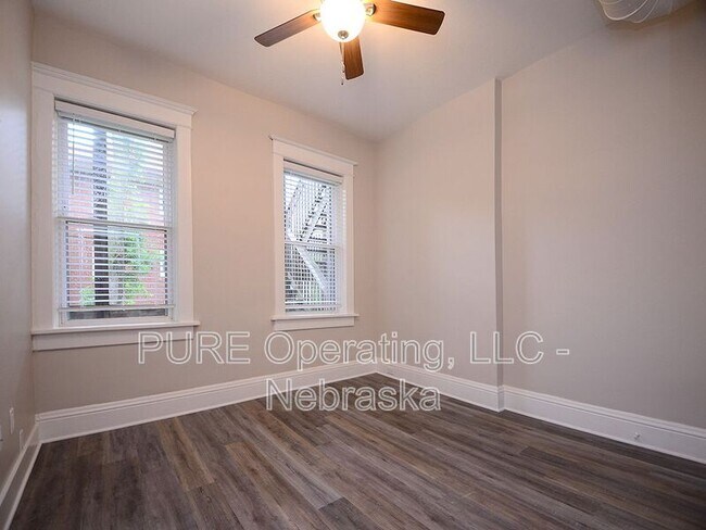 Building Photo - 2967 Harris St