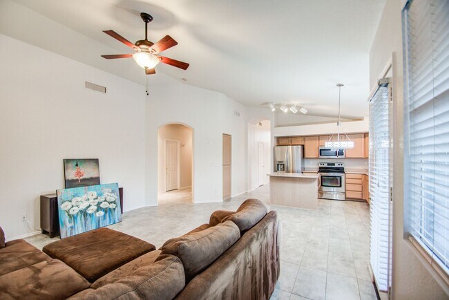 Building Photo - Lakewood 3 Bedroom for Rent!