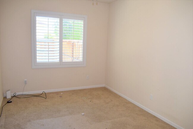 Building Photo - 4 Bed/3.5 Bath Home in Elk Grove! -  Resident Benefit Package Property