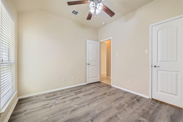 Building Photo - 9916 Pronghorn Rd