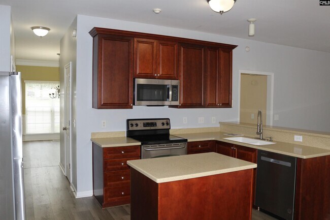 Building Photo - 70 Ballymore Ct