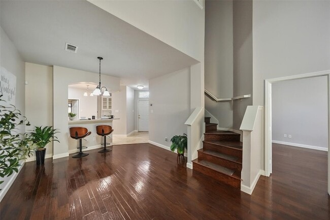 Building Photo - 2351 Summit Way Ct