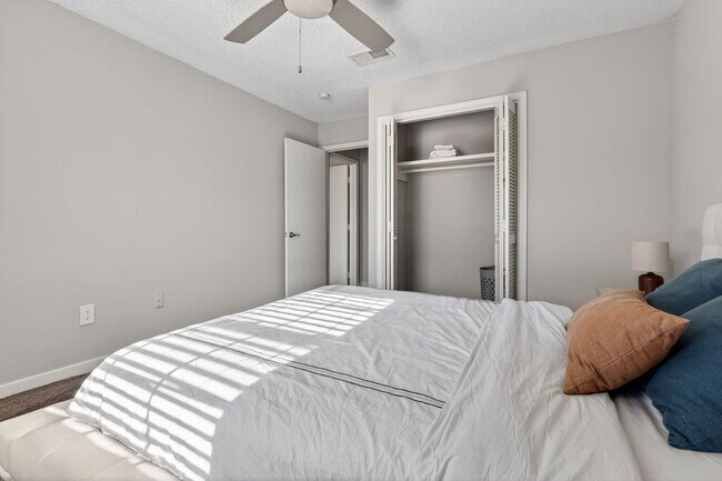 Building Photo - 50 Northtown Dr