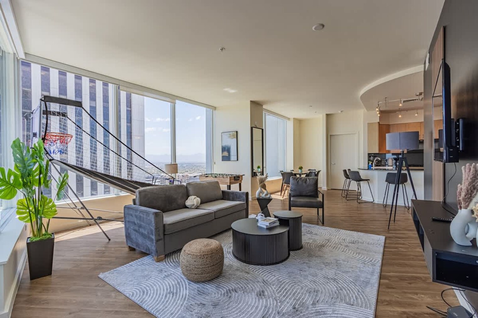 Building Photo - 44 W Monroe St