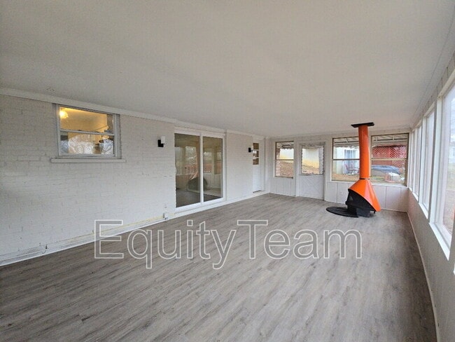 Building Photo - 9196 Gila Dr