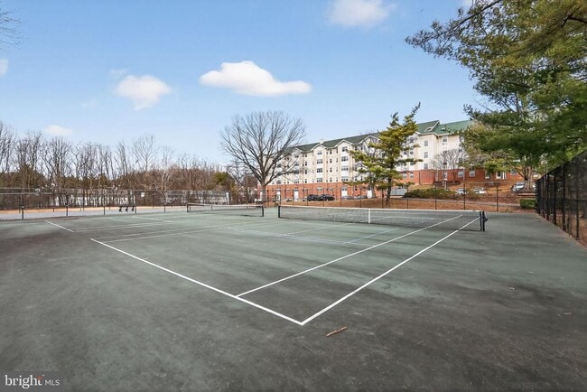 Building Photo - 7 Pickering Ct