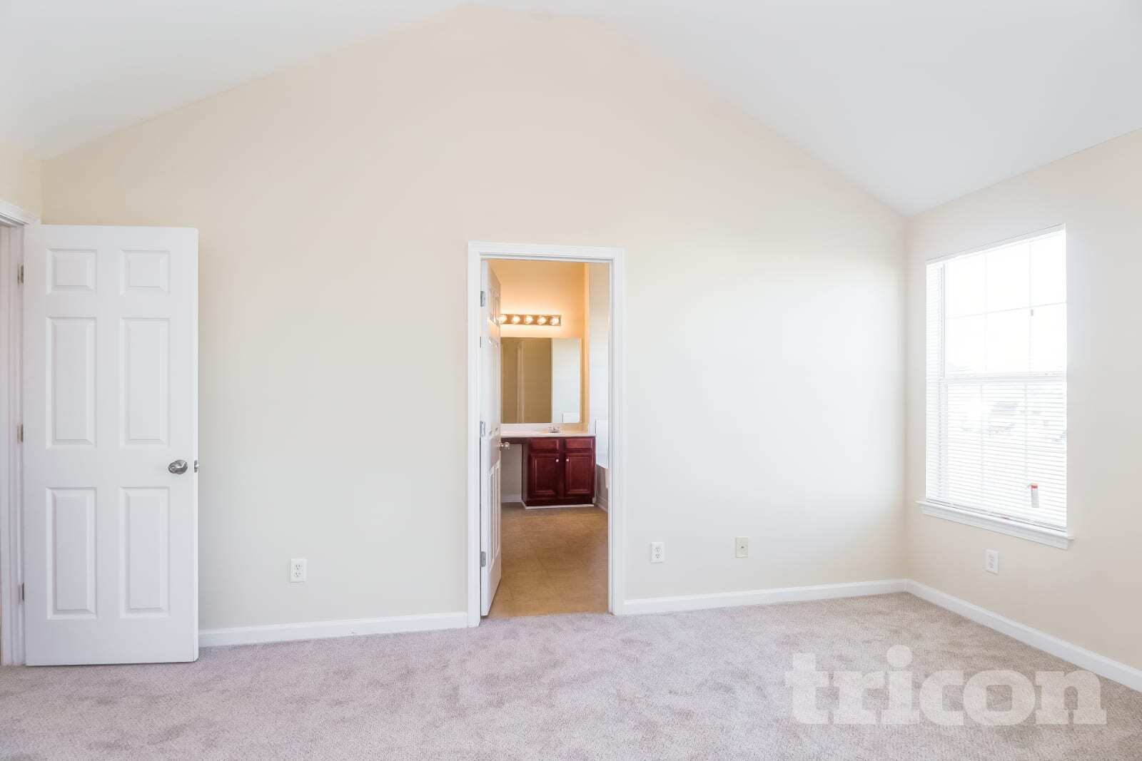 Building Photo - 2435 Cornell Cir
