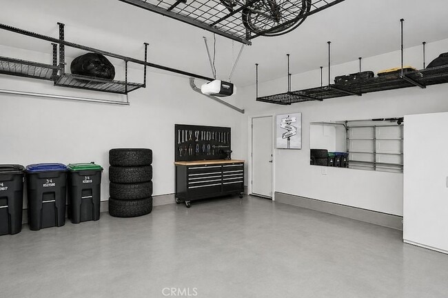 Building Photo - 34 Rue Du Chateau