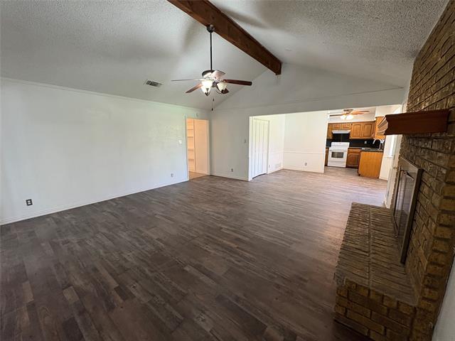 Building Photo - 8111 Llano Ave