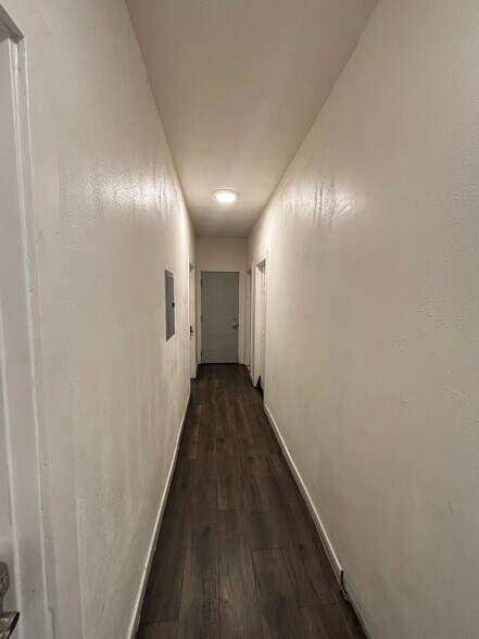 Building Photo - 4059 Brighton Ave