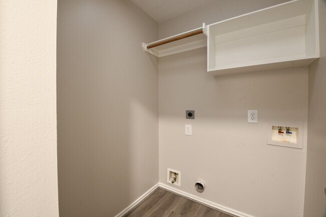 Building Photo - 20939 Jessica Rose Ln