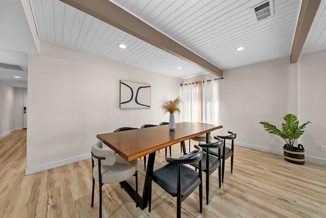 Building Photo - 209 Camino Elevado