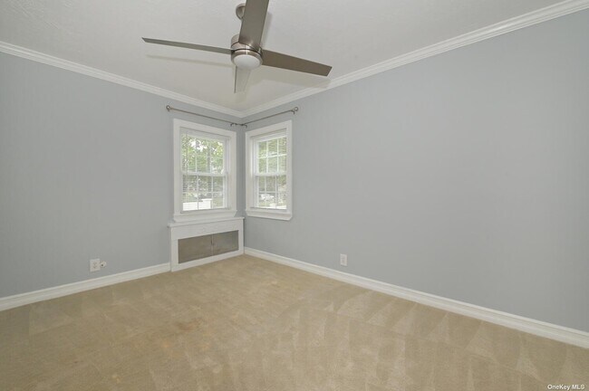 Building Photo - 1656 Putney Rd