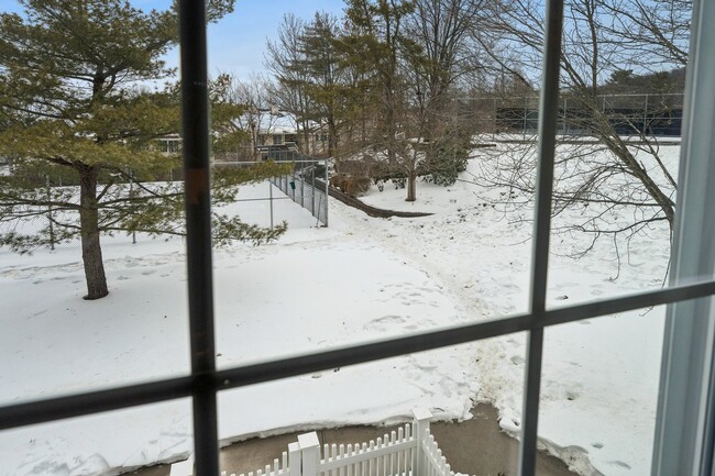 Building Photo - 67 Bentley Ct