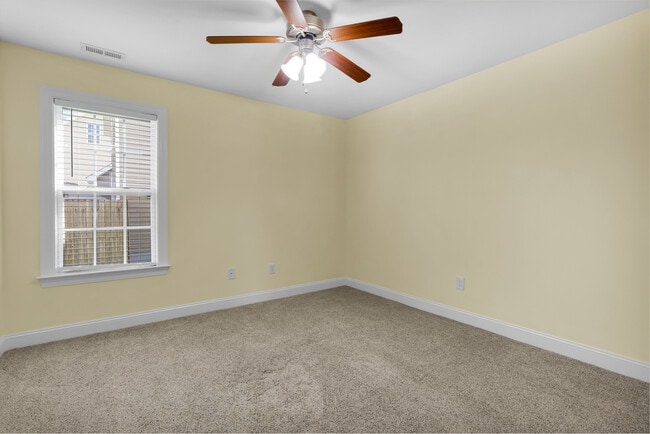 Building Photo - 201 Quincy Ct