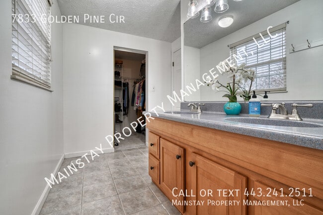 Building Photo - 7833 Golden Pine Cir