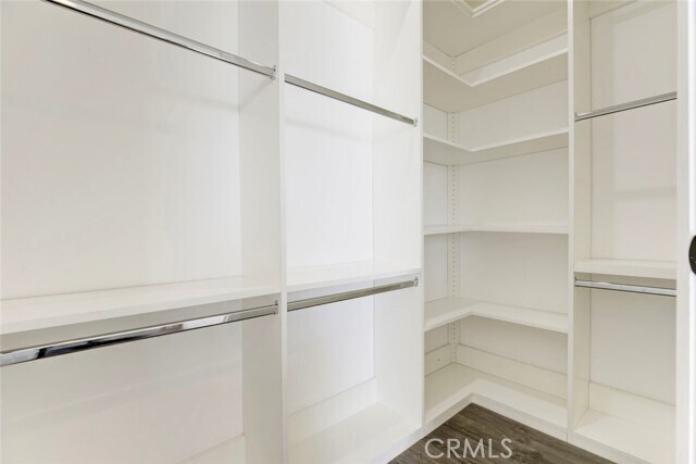 Building Photo - 13329 Strathern St