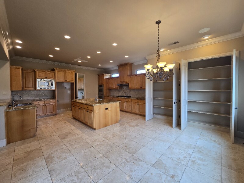 Building Photo - 3766 Mira Loma Dr