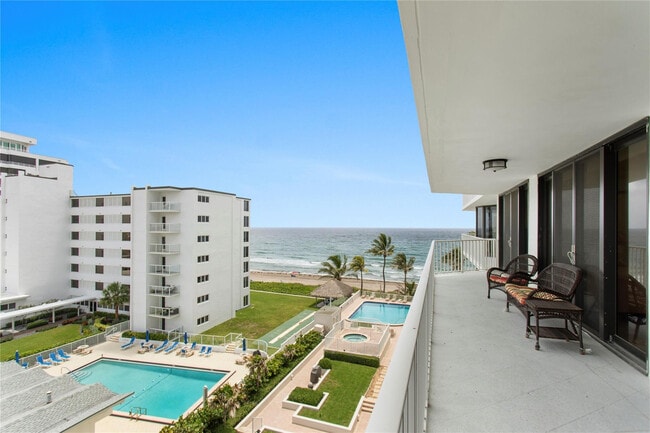 Building Photo - 2917 S Ocean Blvd