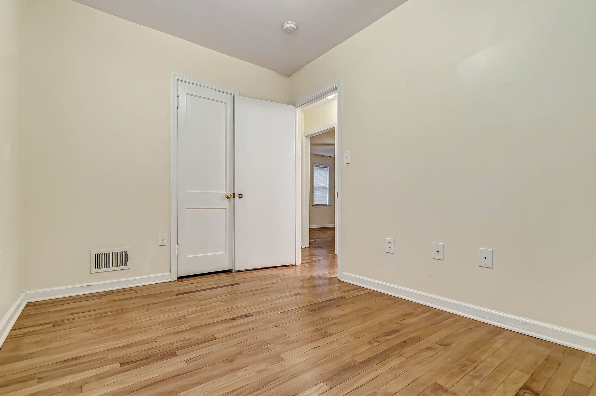 Building Photo - 4827 Indian Ln