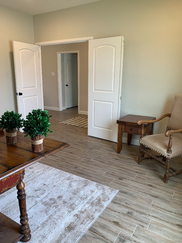 Building Photo - 1308 Solomon Ln