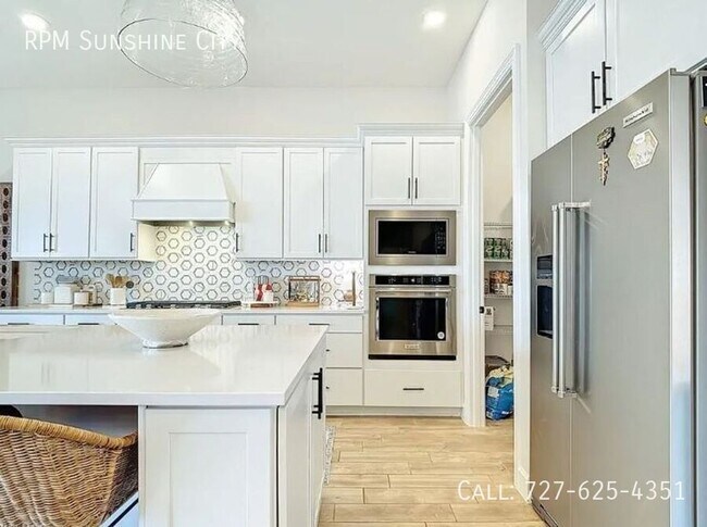 Building Photo - 7041 Del Webb Oak Creek Blvd