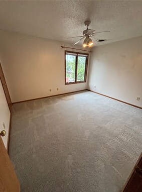 Building Photo - 236 Westside Dr