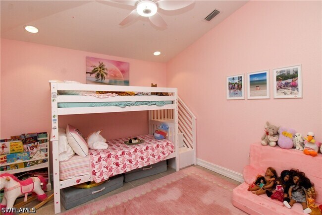 Building Photo - 721 Logan Blvd S