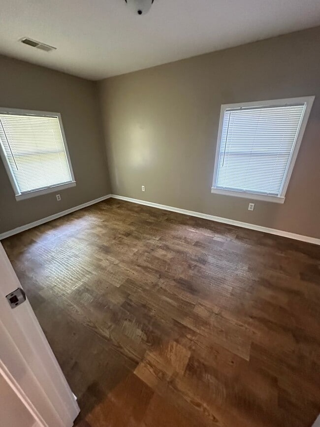 Building Photo - 3408 Ginger Dr