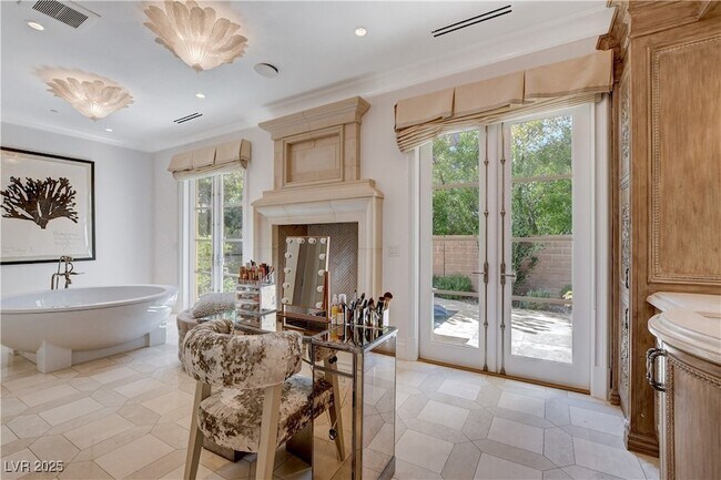 Building Photo - 11 Sable Ridge Ct