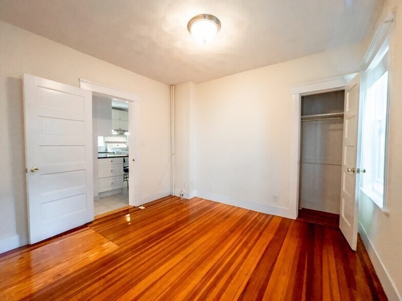 Building Photo - 24 Montvale St