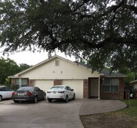 Building Photo - 8701 Talyne Chaise Cir
