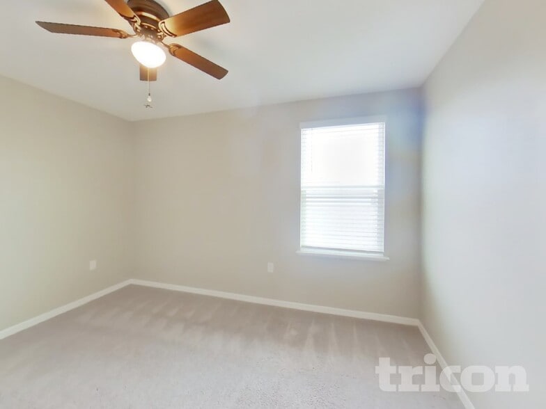 Building Photo - 1238 Salisbury Dr