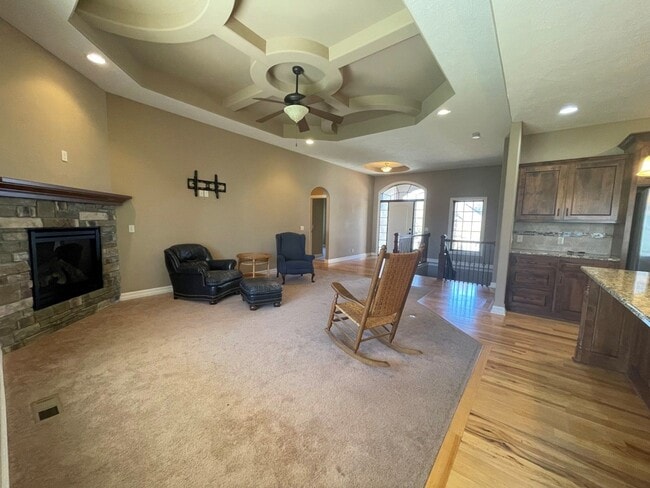 Building Photo - Home for rent in Springfield!