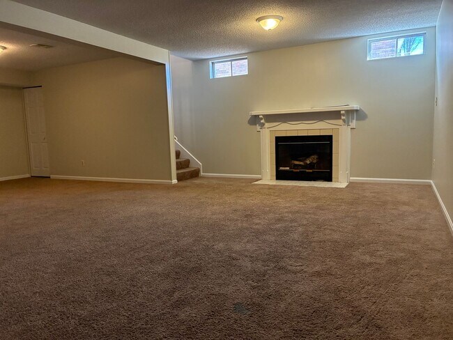 Building Photo - 1331 AmandaJo Drive