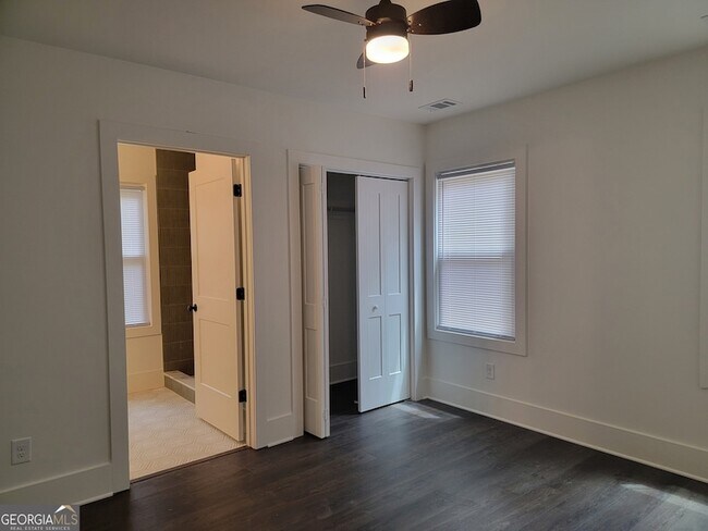 Building Photo - 1160 Mayland Cir SW