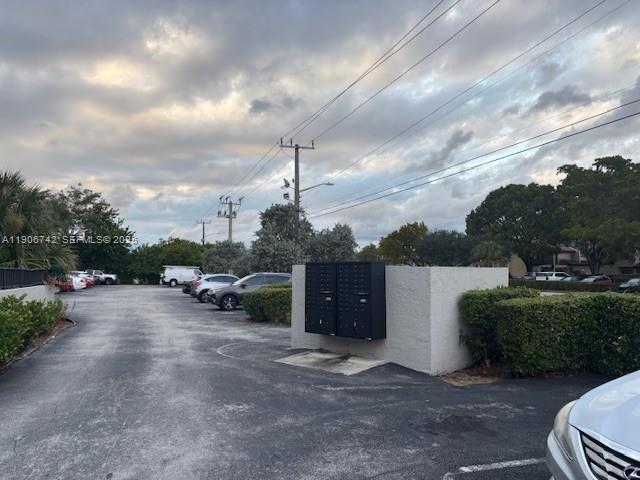 Building Photo - 10592 Royal Palm Blvd