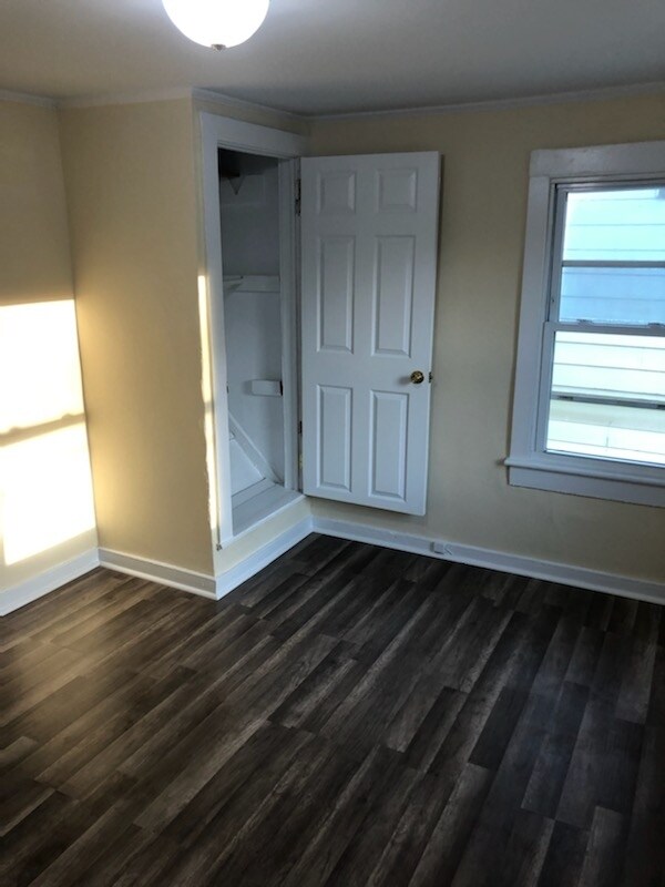 Building Photo - 61 Spring St