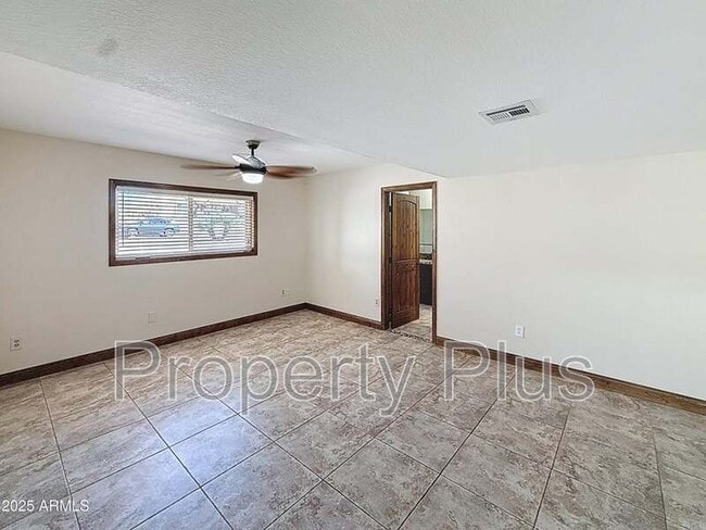 Building Photo - 15545 E Mustang Dr