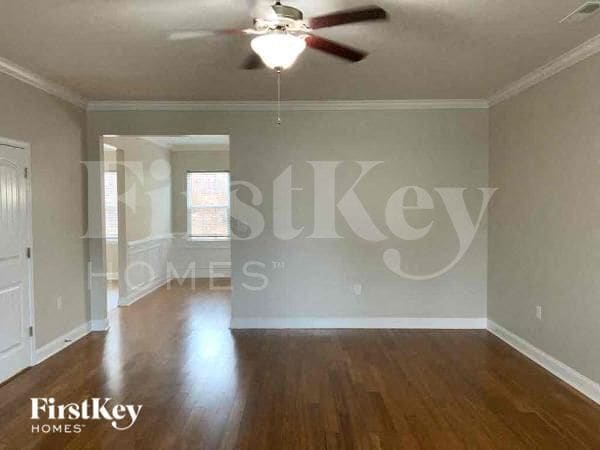 Building Photo - 5608 Falkland Lane